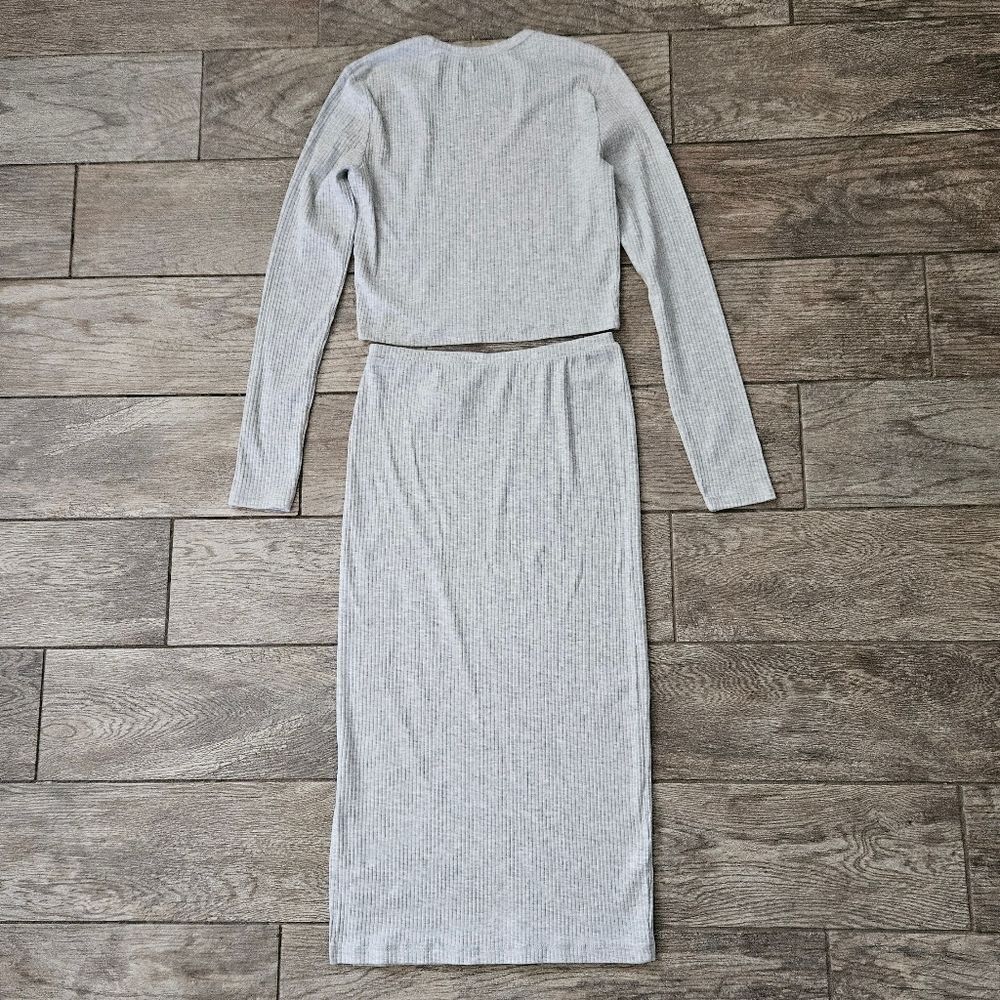 H&M Gray Ribbed Knit Two-Piece Set - Picture 9 of 9